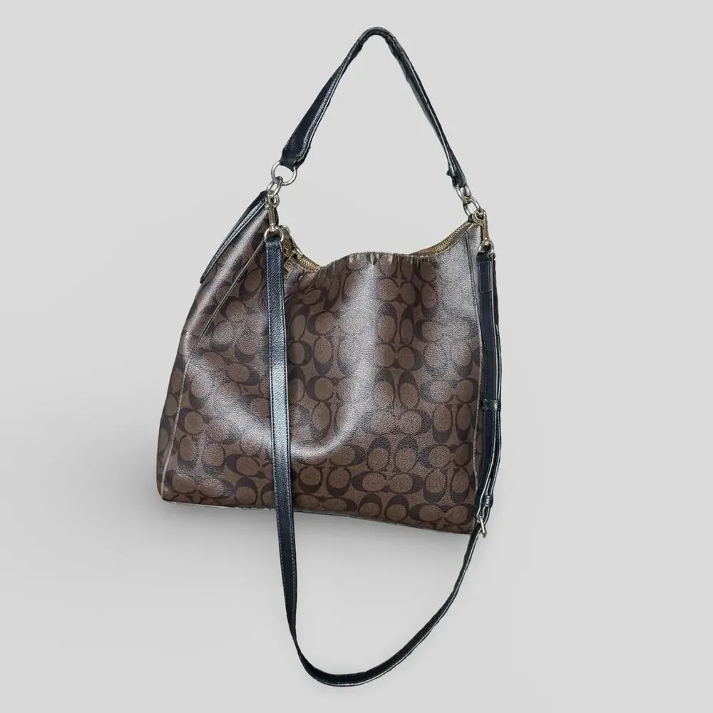 Coach signature celeste